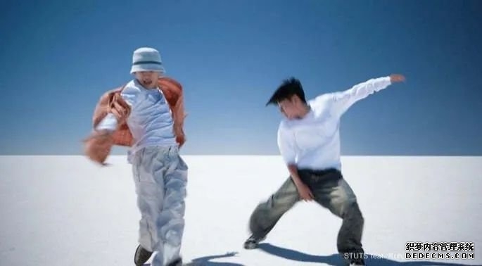 第232期：日本政府发钱每人10万日元？桥本环奈被曝分手；《蜡笔小新》真人化？大阪世博开幕 | 百通板